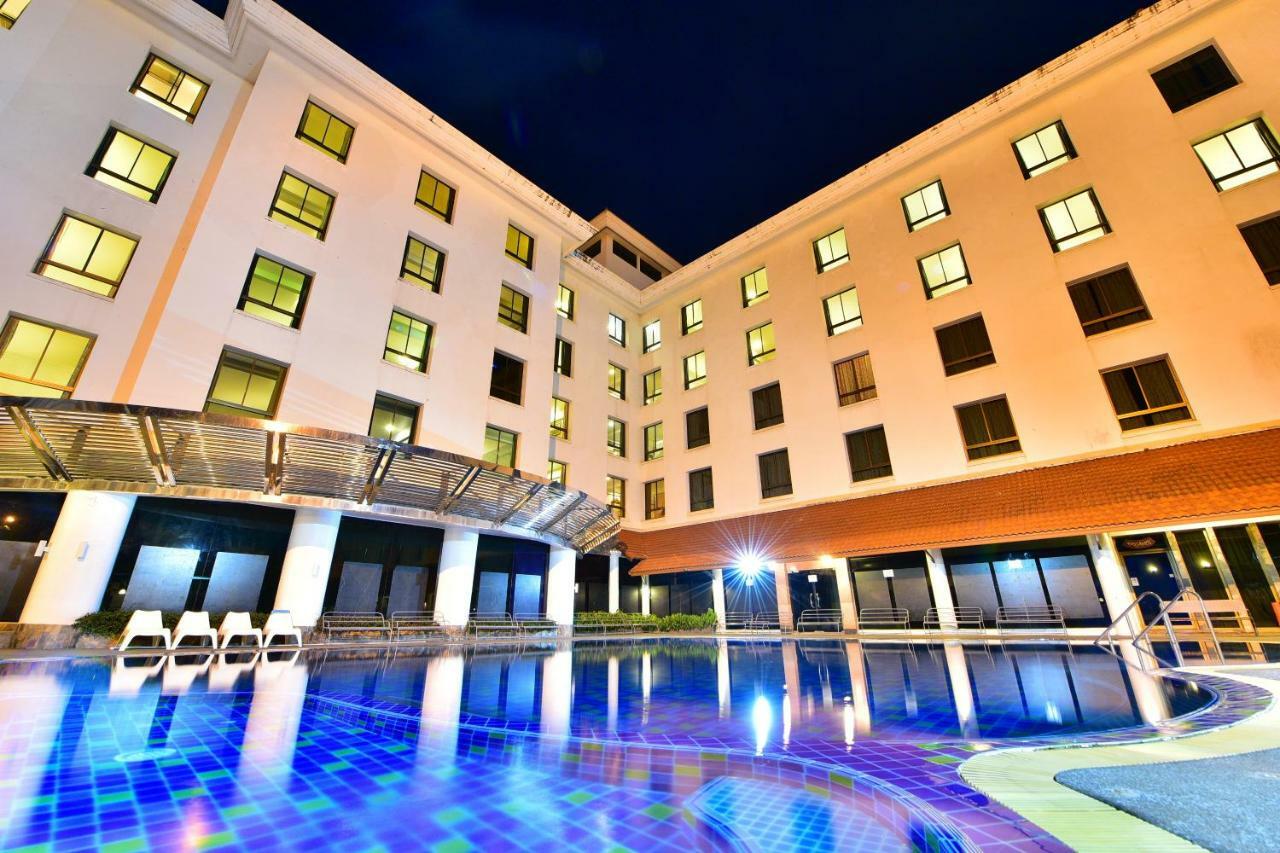 Kosit Hill Hotel Пхетчабун Екстер'єр фото