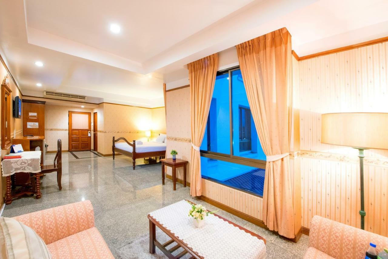 Kosit Hill Hotel Пхетчабун Екстер'єр фото