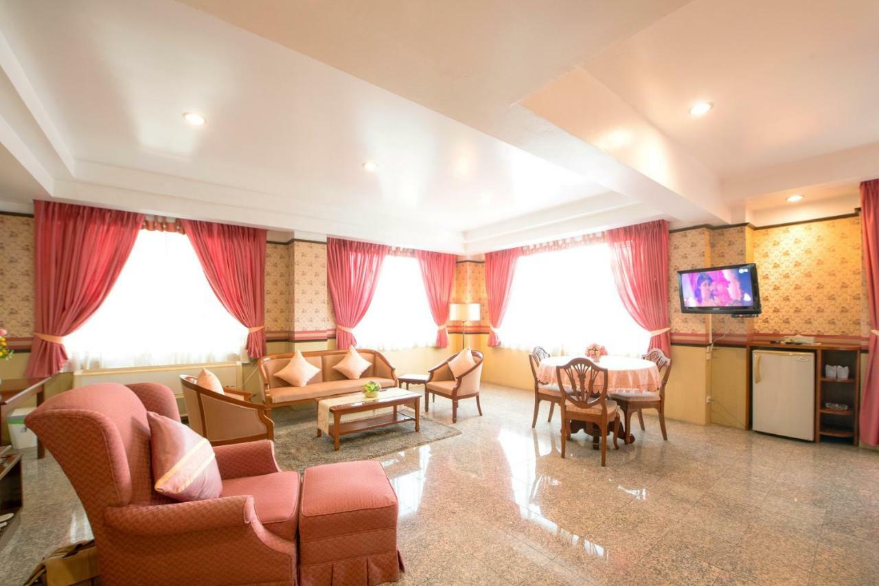 Kosit Hill Hotel Пхетчабун Екстер'єр фото